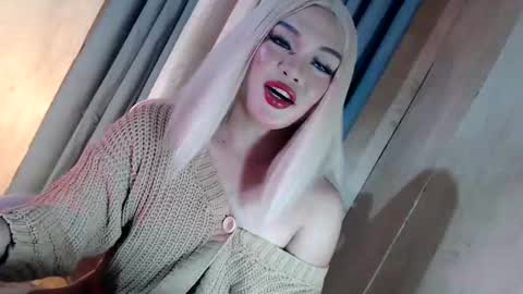 Snapshot of fantasticcock69_daniella chatting on 22, 5, 2026 DANIELLA - DONT FORGET TO GIVE ME A THUMBSU UP online show from 22, 5, 2026