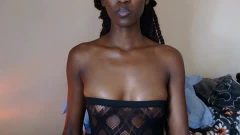 Snapshot of fantee_eeh chatting on 21, 7, 2026 pretty slim online show from 21, 7, 2026
