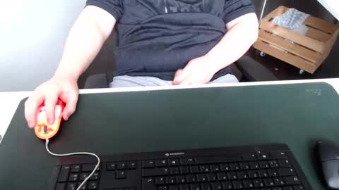 Cardi online show from 16, 11, 2025