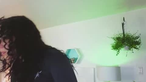 Farah online show from 13, 11, 2025