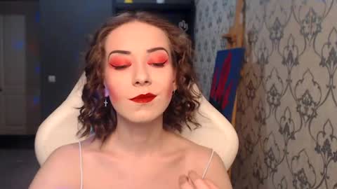 Fascinating   Eyes online show from 18, 6, 2026