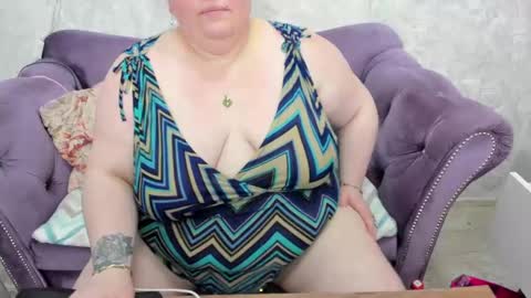 fashiona online show from 9, 2, 2025