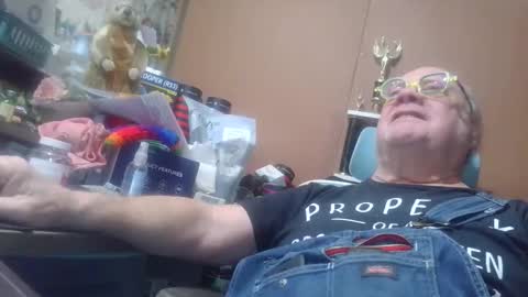 Fred. online show from 31, 3, 2026