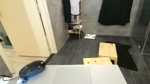 Snapshot of fattenmenow chatting on 12, 12, 2024 fattenmenow online show from 12, 12, 2024