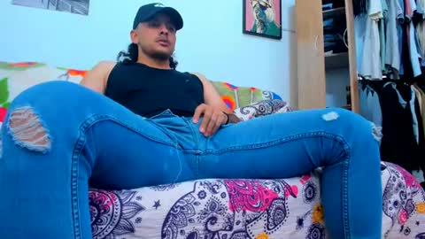 Snapshot of favid95 chatting on 19, 7, 2026 favid95 online show from 19, 7, 2026