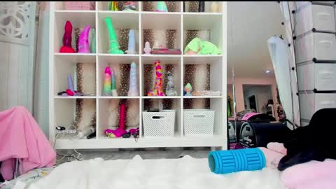 fawnmoonx online show from 2, 3, 2025