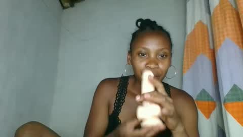 fayence09 online show from 5, 11, 2025