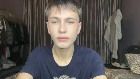 Snapshot of fcherthth chatting on 30, 5, 2026 Mark online show from 30, 5, 2026