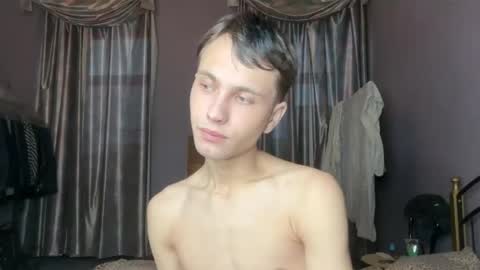 Snapshot of fcherthth chatting on 31, 5, 2026 Mark online show from 31, 5, 2026