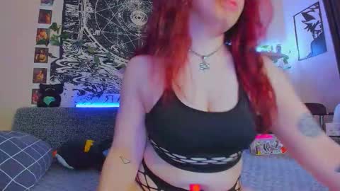 Snapshot of fearlessdiva_x chatting on 3, 11, 2025 Diva online show from 3, 11, 2025