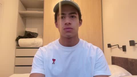 Snapshot of fedetwink chatting on 3, 11, 2025 fedetwink online show from 3, 11, 2025