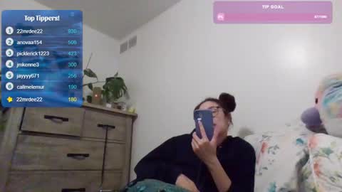 Snapshot of feetnymph chatting on 9, 2, 2025 Soley online show from 9, 2, 2025