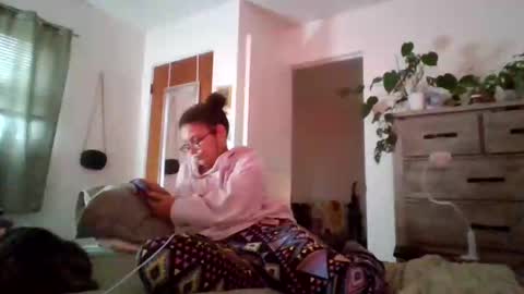 Snapshot of feetnymph chatting on 18, 11, 2025 Soley online show from 18, 11, 2025