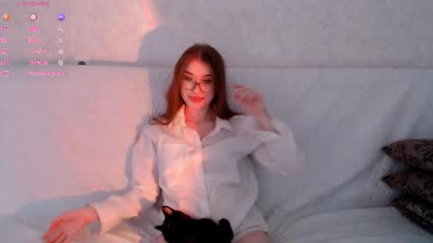 Hi Im Milly  nice 2 meet u 3 online show from 24, 4, 2026