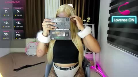 FELLY online show from 4, 3, 2026