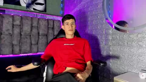 felipe fiire online show from 28, 4, 2026