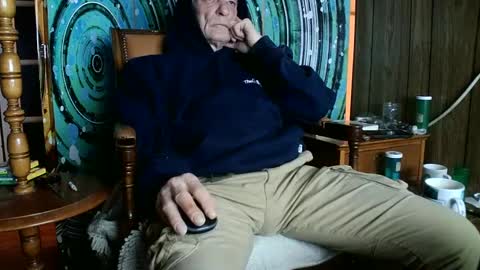 Snapshot of fellatioauto chatting on 3, 2, 2025 hungnsexy online show from 3, 2, 2025
