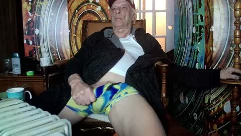 Snapshot of fellatioauto chatting on 10, 2, 2025 hungnsexy online show from 10, 2, 2025