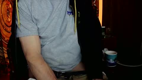 Snapshot of fellatioauto chatting on 15, 2, 2025 hungnsexy online show from 15, 2, 2025