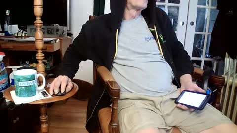 Snapshot of fellatioauto chatting on 5, 3, 2025 hungnsexy online show from 5, 3, 2025