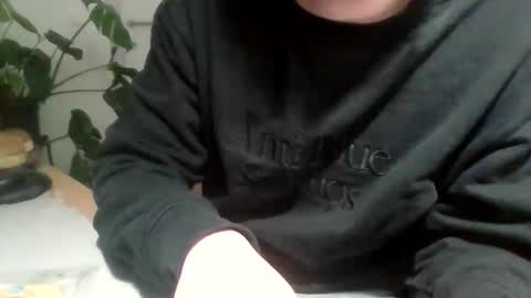 Snapshot of fem_alice_louis_dom chatting on 5, 1, 2026 fem_alice_louis_dom online show from 5, 1, 2026