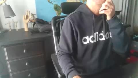 femdomsubby online show from 6, 4, 2026