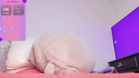 Snapshot of feme_madu chatting on 11, 4, 2026 alejandro online show from 11, 4, 2026