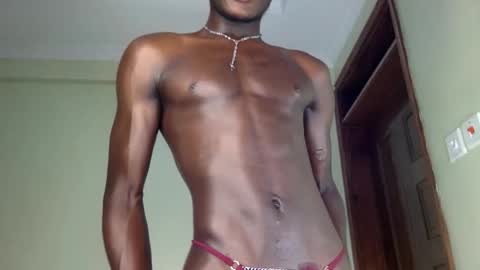 Snapshot of femmenigma chatting on 28, 4, 2026 femmenigma online show from 28, 4, 2026