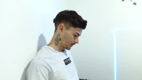 Snapshot of fenixtream chatting on 13, 12, 2024 FeniXtream online show from 13, 12, 2024