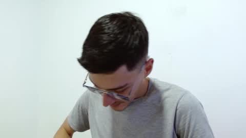 Snapshot of fenixtream chatting on 28, 12, 2024 FeniXtream online show from 28, 12, 2024