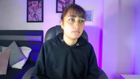 Snapshot of fenixx_19 chatting on 6, 4, 2026 Fenix online show from 6, 4, 2026