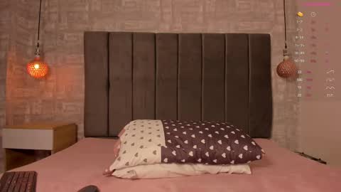 Snapshot of fer_luu chatting on 27, 2, 2025 Fernanda Luna online show from 27, 2, 2025