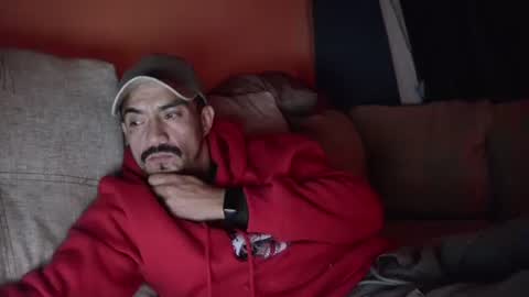 Snapshot of fernand89 chatting on 13, 12, 2024 fernand89 online show from 13, 12, 2024