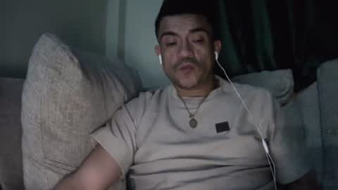 Snapshot of fernand89 chatting on 8, 2, 2025 fernand89 online show from 8, 2, 2025