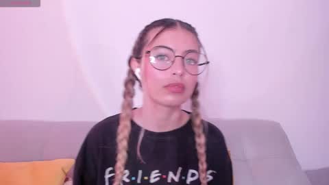 Snapshot of fernanda_aaa chatting on 2, 3, 2026 fernanda online show from 2, 3, 2026