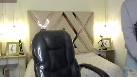 Snapshot of ferphoenix_ chatting on 31, 12, 2024 FER PHOENIX online show from 31, 12, 2024