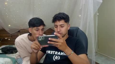 Snapshot of ferphoenix_ chatting on 26, 1, 2025 FER PHOENIX online show from 26, 1, 2025
