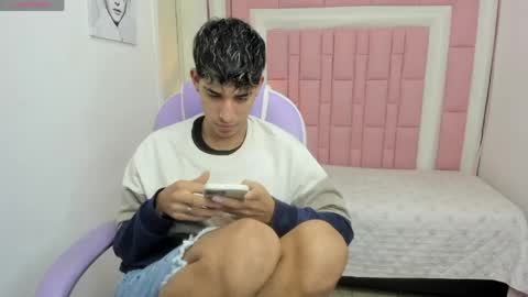 FER PHOENIX online show from 15, 4, 2026