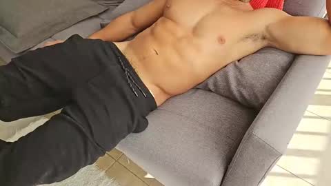 feruagusto93 online show from 1, 6, 2026