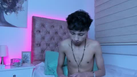 Snapshot of fevice_fabinlm chatting on 4, 2, 2026 Fevice FabinLm online show from 4, 2, 2026