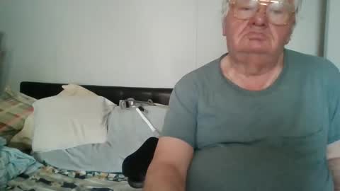 fewxtrapounds985 online show from 6, 3, 2025