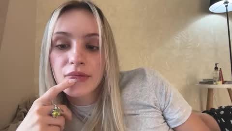 Lisa online show from 22, 9, 2025