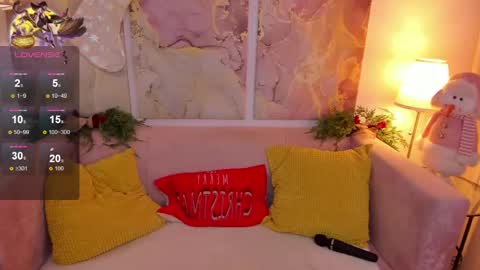 Snapshot of fiamoory chatting on 5, 1, 2025 fiamoory online show from 5, 1, 2025