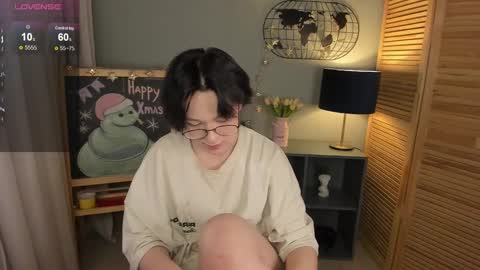 Snapshot of fiamoory chatting on 4, 2, 2025 fiamoory online show from 4, 2, 2025