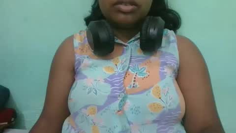 Snapshot of fifaalydia chatting on 22, 10, 2025 fifaalydia online show from 22, 10, 2025