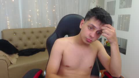 Snapshot of filipdaviex chatting on 12, 12, 2024 Filip David online show from 12, 12, 2024