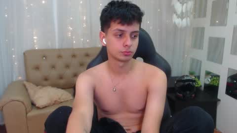 Snapshot of filipdaviex chatting on 17, 12, 2024 Filip David online show from 17, 12, 2024