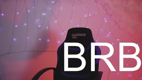 Snapshot of filipinaadams chatting on 8, 1, 2025 cap and Lana  online show from 8, 1, 2025