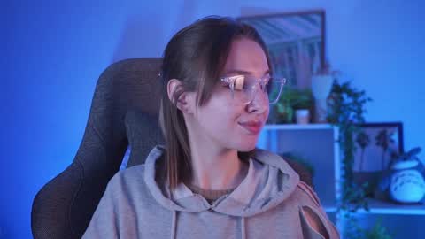 Snapshot of filipinaadams chatting on 11, 1, 2025 cap and Lana  online show from 11, 1, 2025