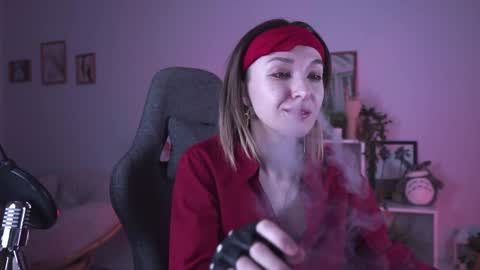 Snapshot of filipinaadams chatting on 17, 1, 2025 cap and Lana  online show from 17, 1, 2025